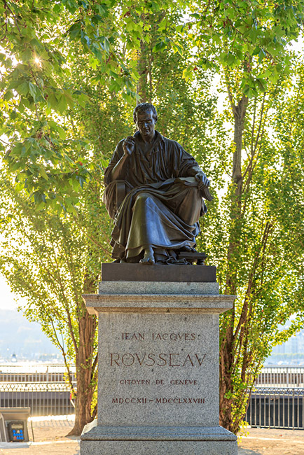 Statue de Jean-Jacques Rousseau à Genève par James Pradier