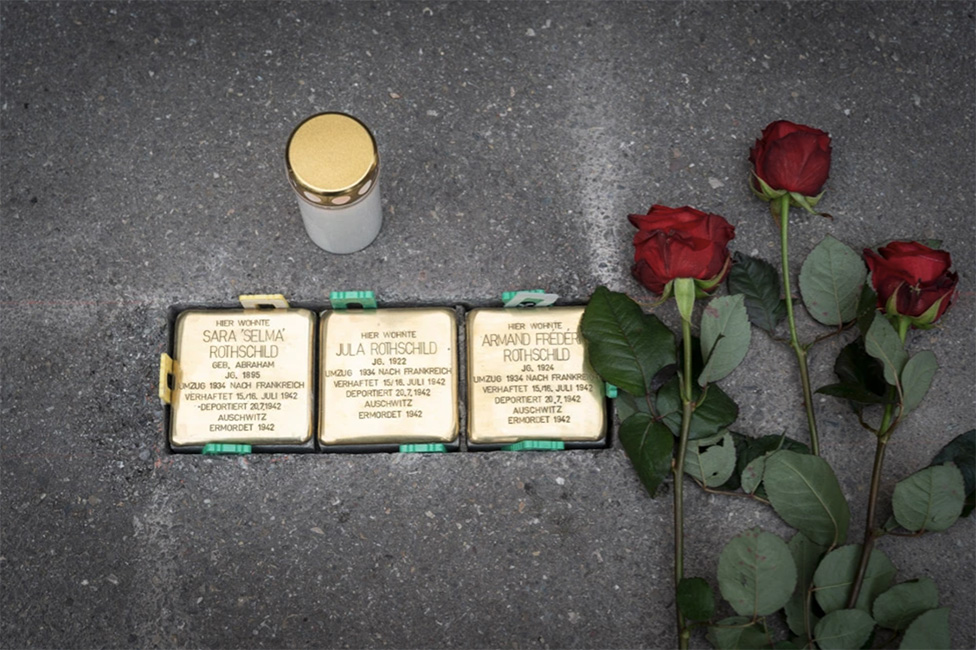 Stolpersteine für die Familie Rothschild an der Stampfenbachstrasse 75 in Zürich